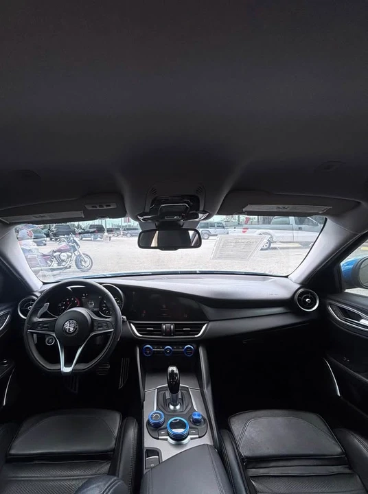 2018 Alfa Romeo Giulia - Image 3 of 7