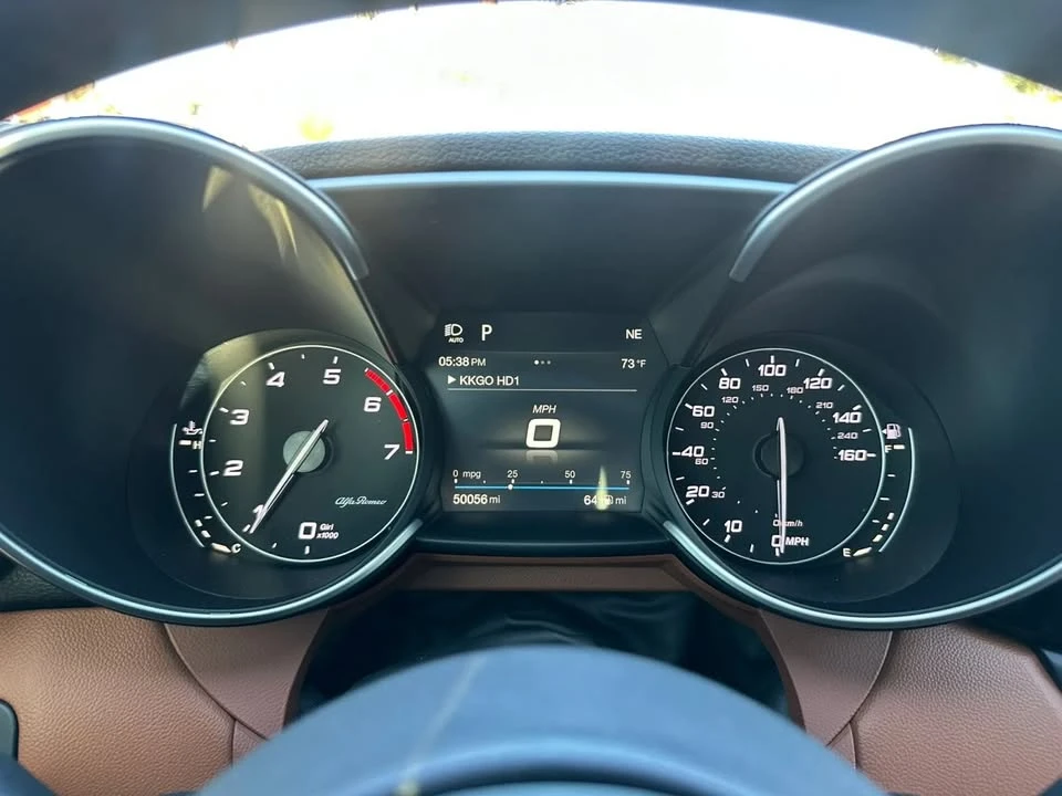2018 Alfa Romeo Giulia - Image 16 of 19