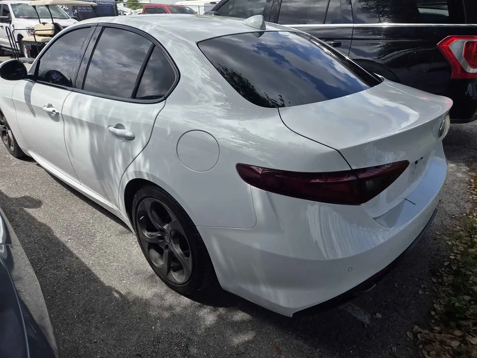 2018 Alfa Romeo Giulia - Image 3 of 9