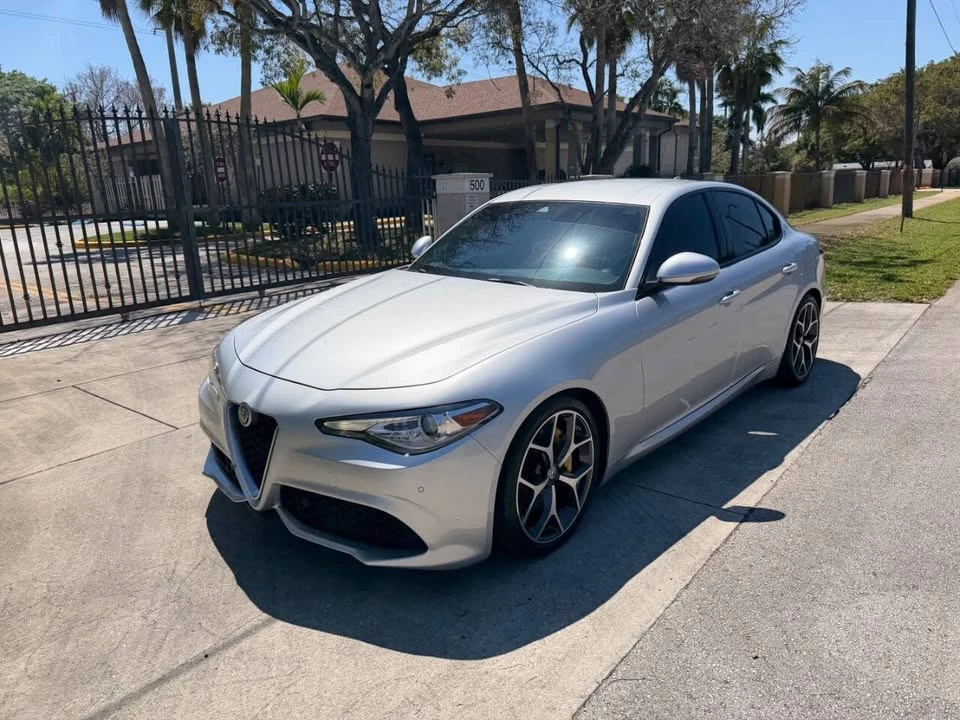 2018 Alfa Romeo Giulia - Image 6 of 20