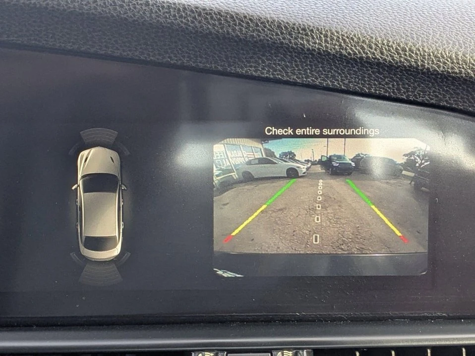 2018 Alfa Romeo Giulia - Image 19 of 20