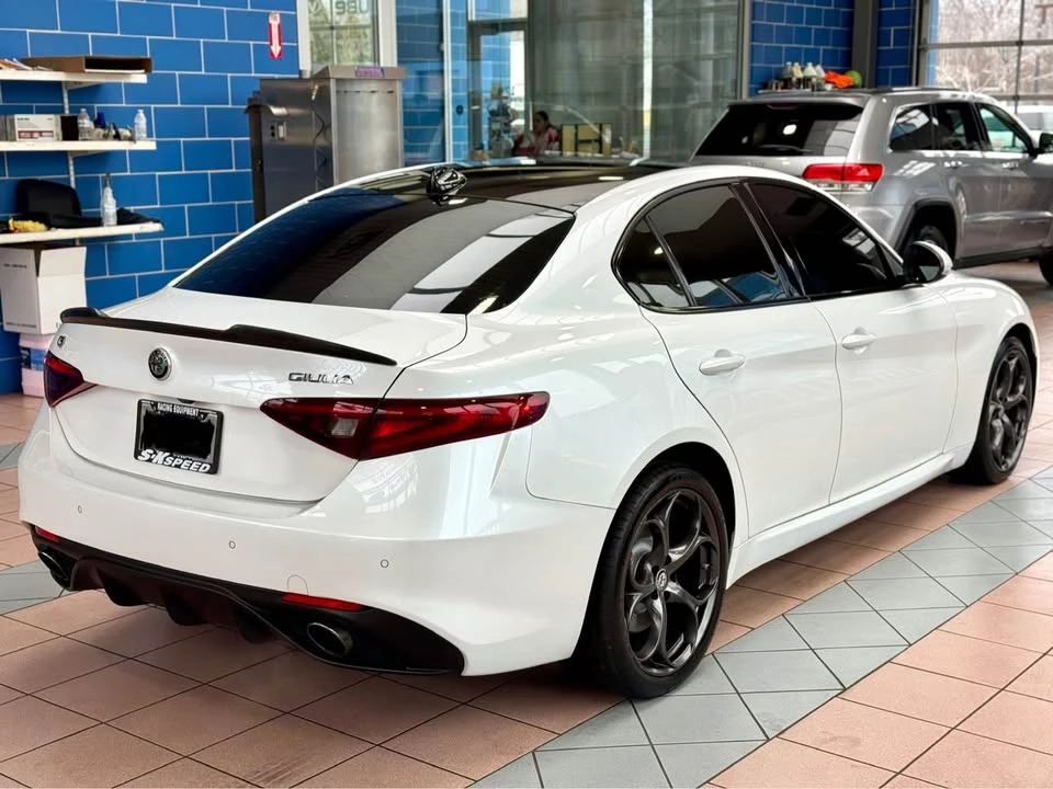 2018 Alfa Romeo Giulia - Image 2 of 5
