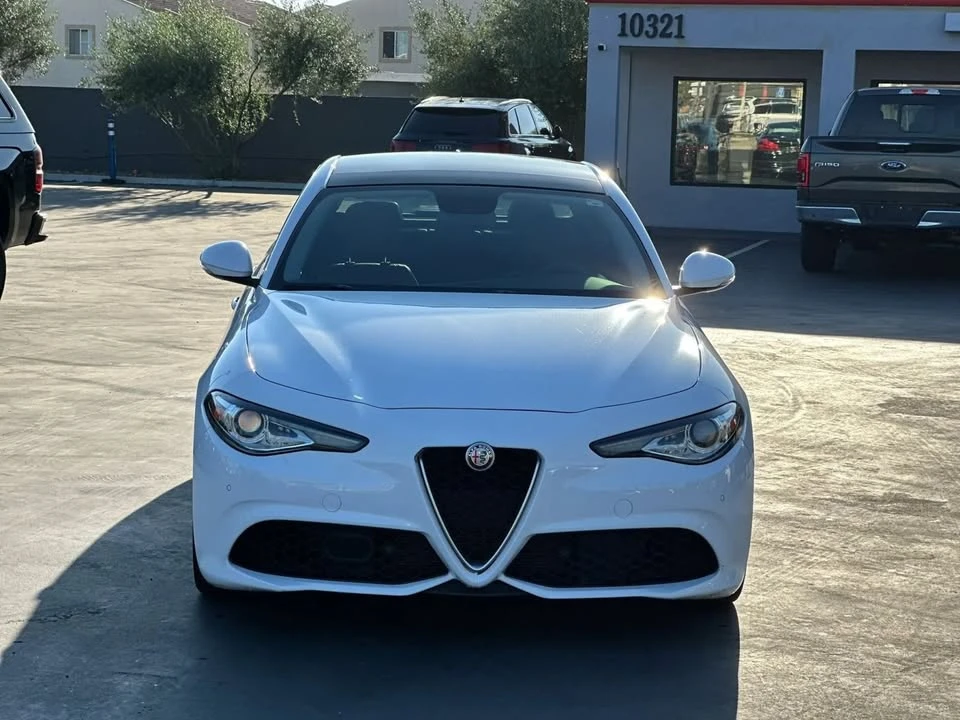 2018 Alfa Romeo Giulia - Image 2 of 19