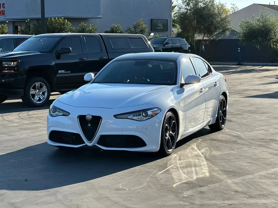 2018 Alfa Romeo Giulia - Image 3 of 19