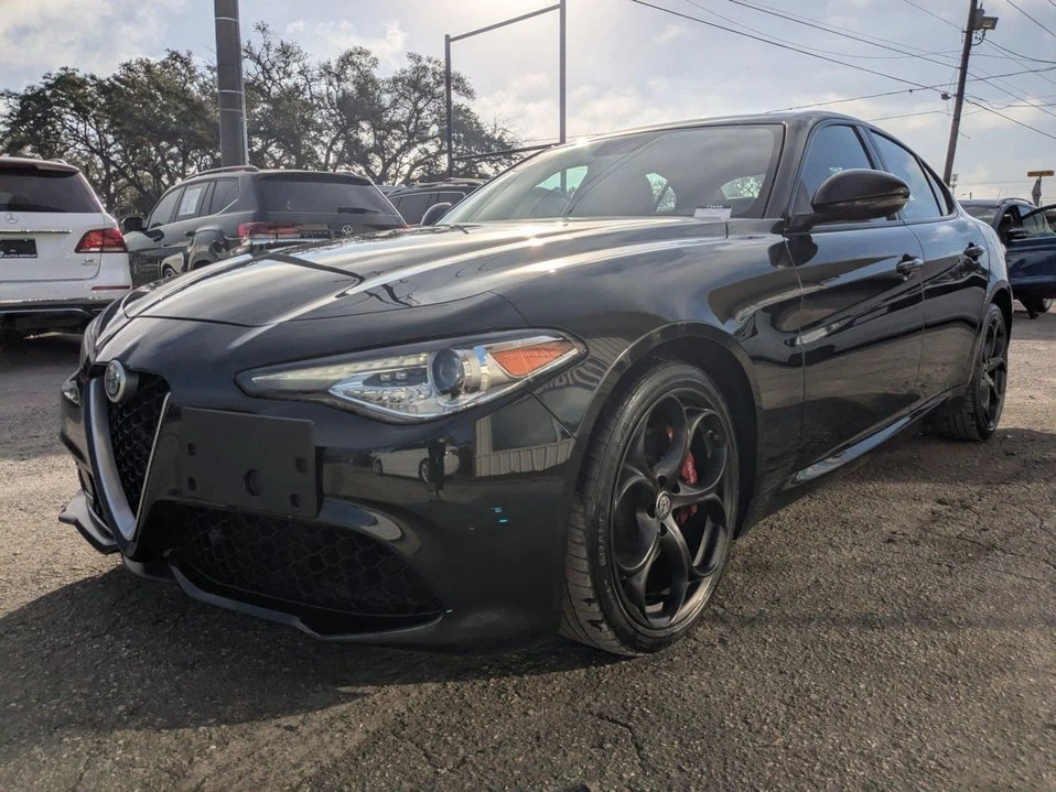 2018 Alfa Romeo Giulia - Image 5 of 20