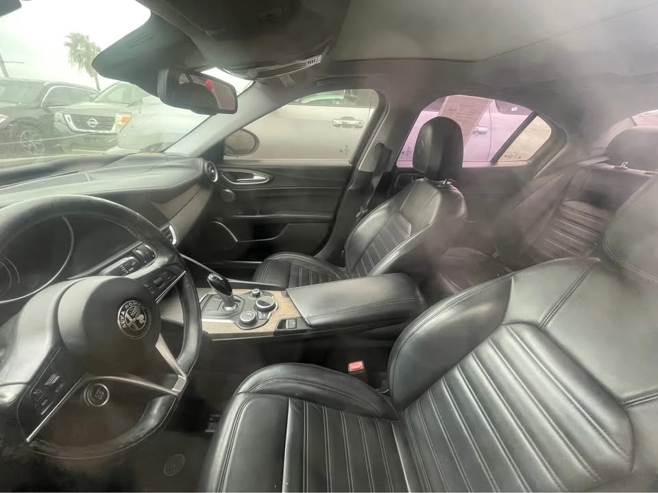 2018 Alfa Romeo Giulia - Image 5 of 6