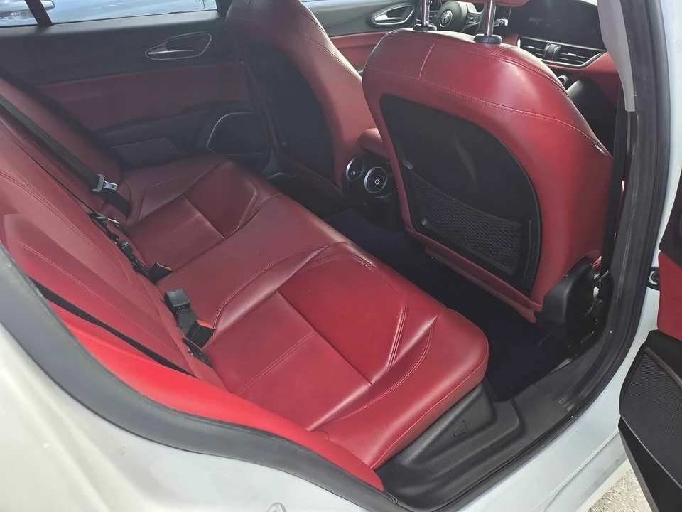 2018 Alfa Romeo Giulia - Image 7 of 9