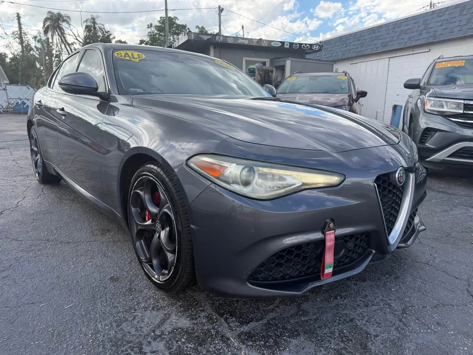 2018 Alfa Romeo Giulia - Image 4 of 7