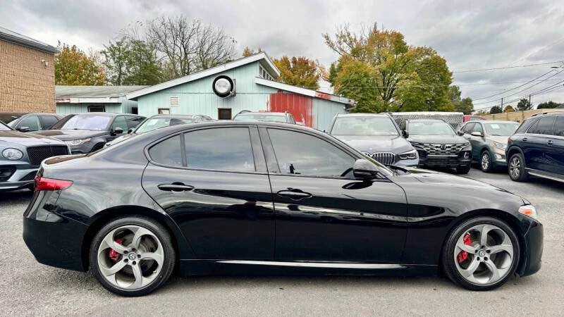 2018 Alfa Romeo Giulia - Image 3 of 20