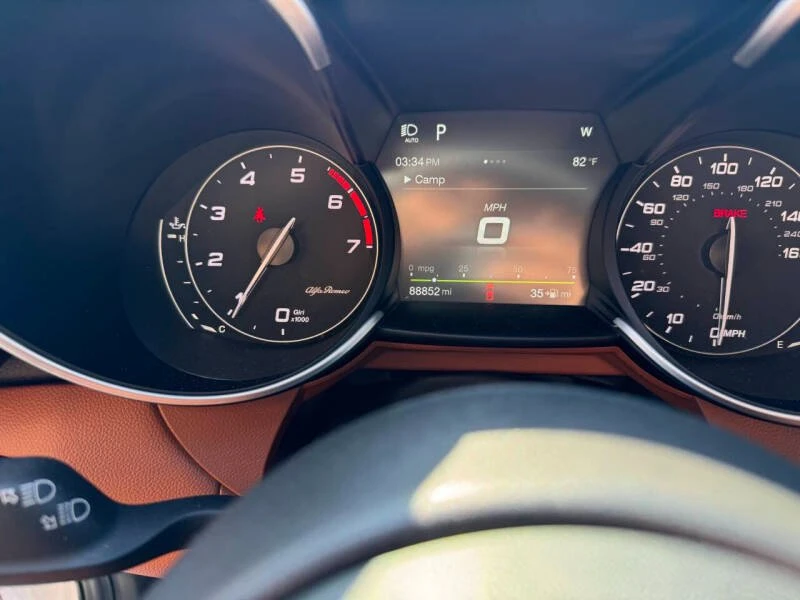2018 Alfa Romeo Giulia - Image 14 of 20
