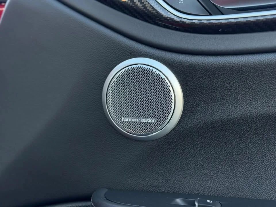 2018 Alfa Romeo Giulia - Image 13 of 20