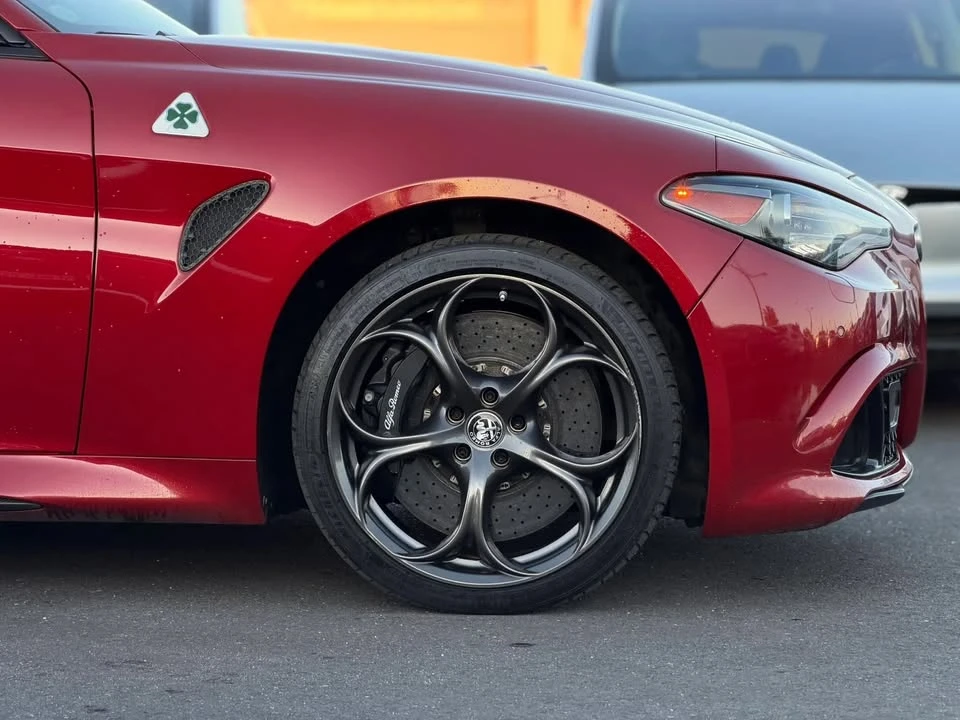 2018 Alfa Romeo Giulia - Image 7 of 20