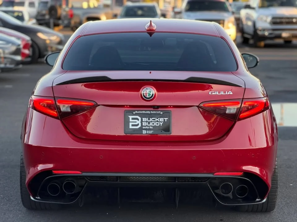 2018 Alfa Romeo Giulia - Image 8 of 20