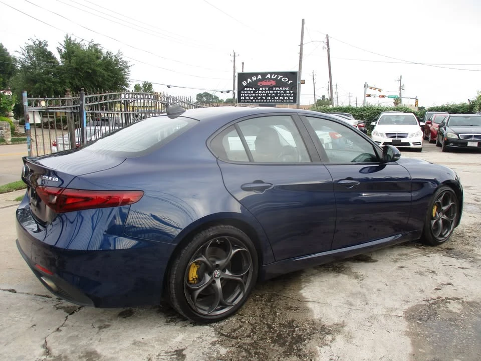 2018 Alfa Romeo Giulia - Image 5 of 20