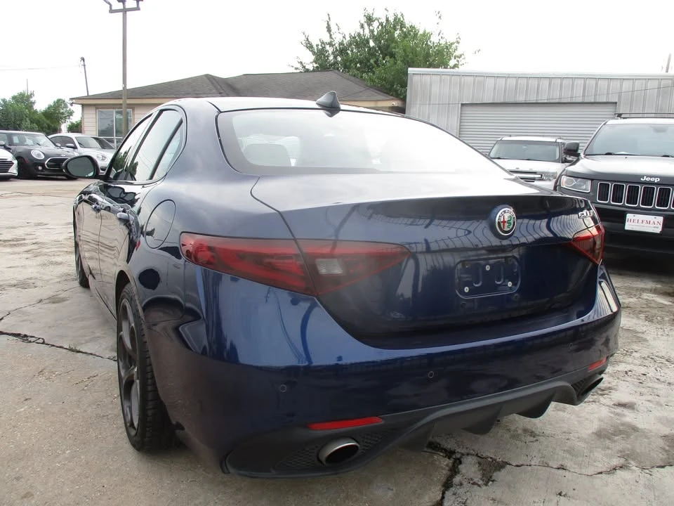 2018 Alfa Romeo Giulia - Image 8 of 20