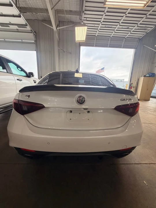 2018 Alfa Romeo Giulia - Image 7 of 7