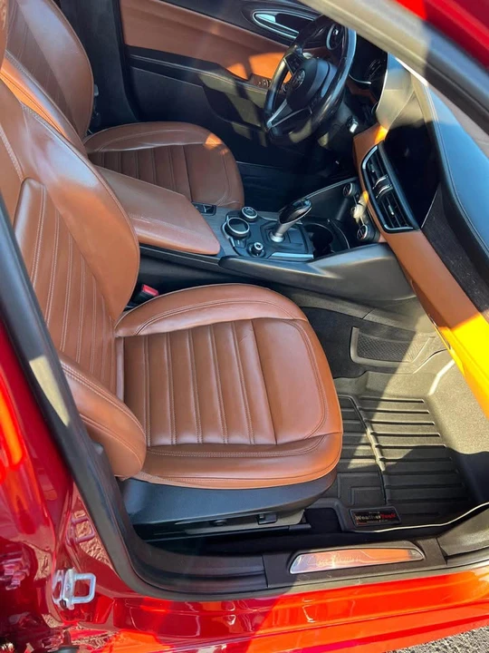 2018 Alfa Romeo Giulia - Image 7 of 13