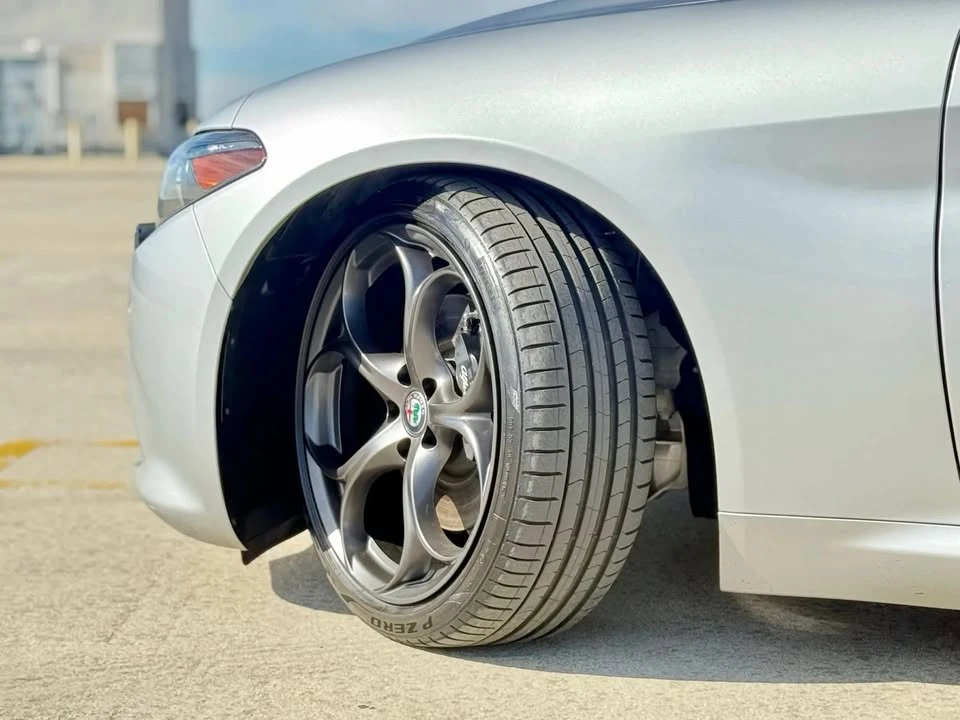 2018 Alfa Romeo Giulia - Image 4 of 16