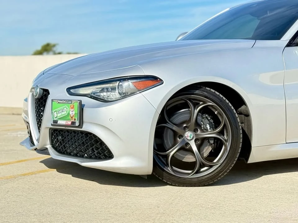 2018 Alfa Romeo Giulia - Image 2 of 16