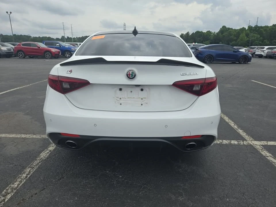 2018 Alfa Romeo Giulia - Image 6 of 10