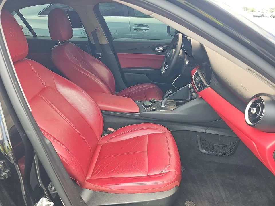 2018 Alfa Romeo Giulia - Image 8 of 9