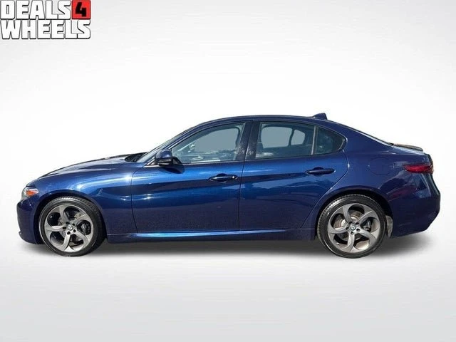 2018 Alfa Romeo Giulia - Image 2 of 20