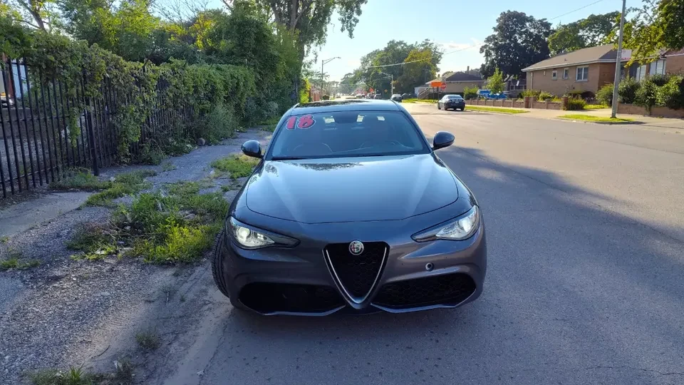 2018 Alfa Romeo Giulia - Image 7 of 20