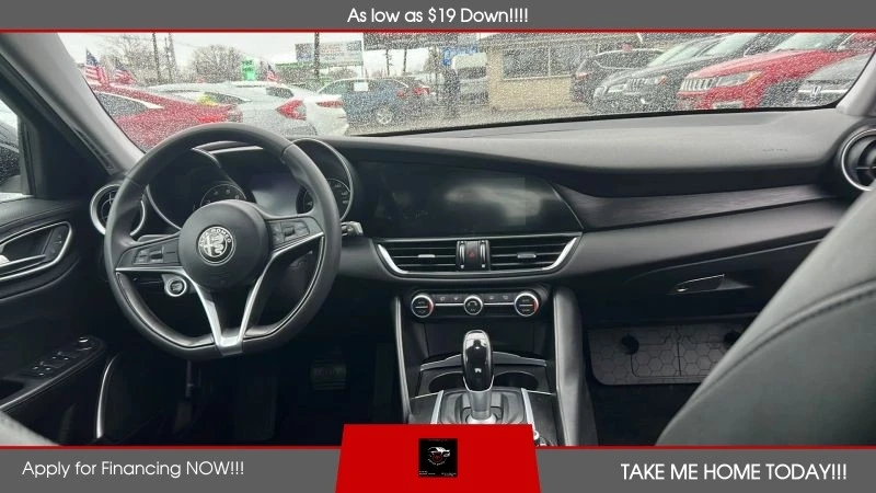 2018 Alfa Romeo Giulia - Image 11 of 12