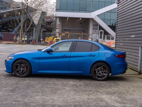 2018 Alfa Romeo Giulia - Image 3 of 20
