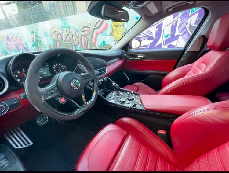 2018 Alfa Romeo Giulia - Image 6 of 7
