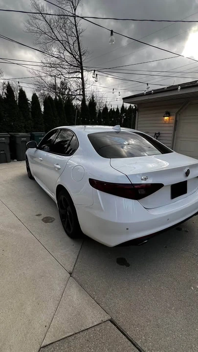 2018 Alfa Romeo Giulia - Image 2 of 13