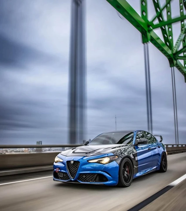2018 Alfa Romeo Giulia - Image 4 of 12