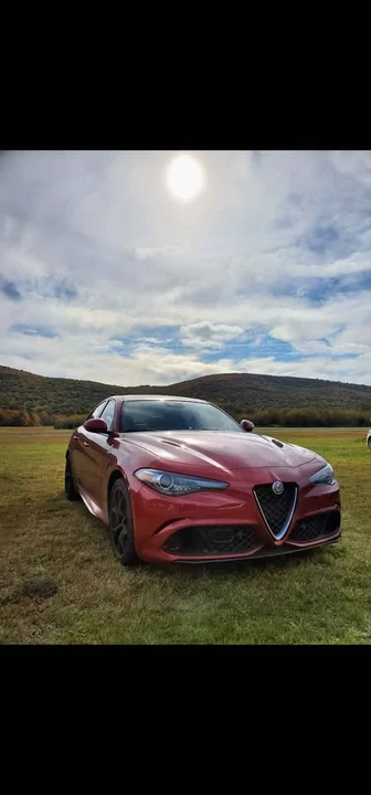 2018 Alfa Romeo Giulia - Image 4 of 8