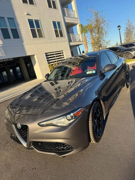2018 Alfa Romeo Giulia - Image 8 of 18