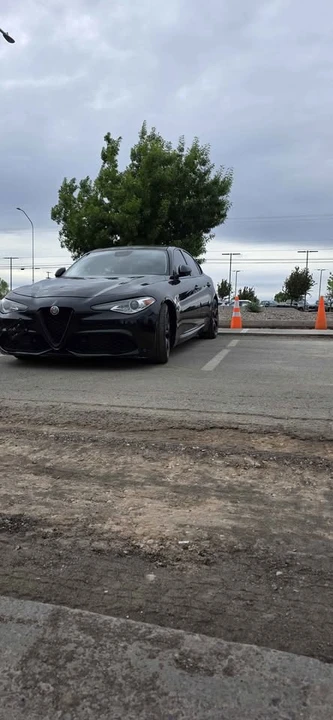 2018 Alfa Romeo Giulia - Image 5 of 18