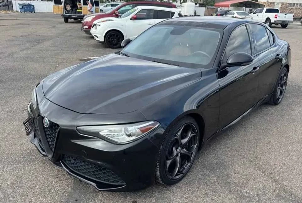 2018 Alfa Romeo Giulia - Image 2 of 18