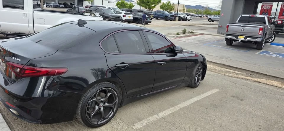 2018 Alfa Romeo Giulia - Image 7 of 18