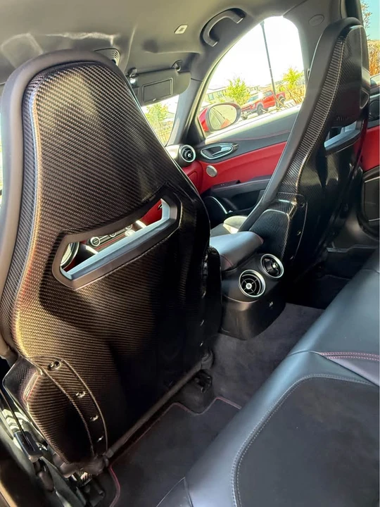 2018 Alfa Romeo Giulia - Image 5 of 20