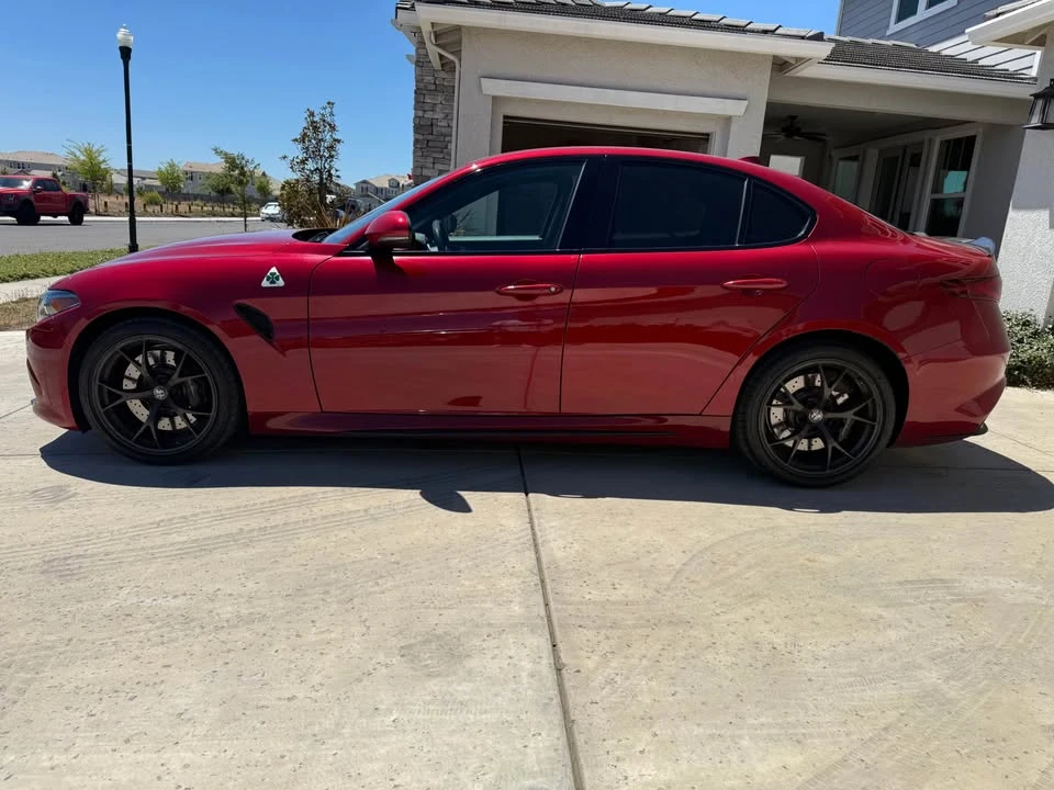 2018 Alfa Romeo Giulia - Image 2 of 20