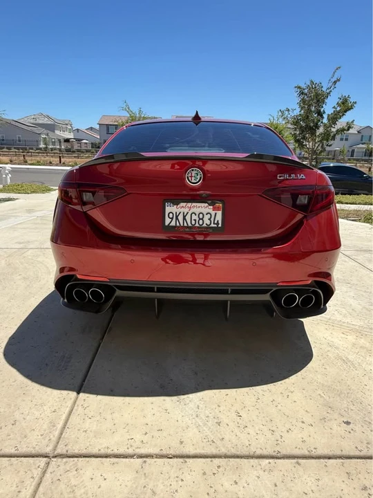 2018 Alfa Romeo Giulia - Image 3 of 20