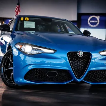 2018 Alfa Romeo Giulia Giulia