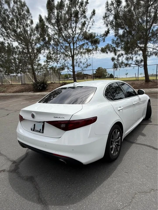 2018 Alfa Romeo Giulia - Image 2 of 9