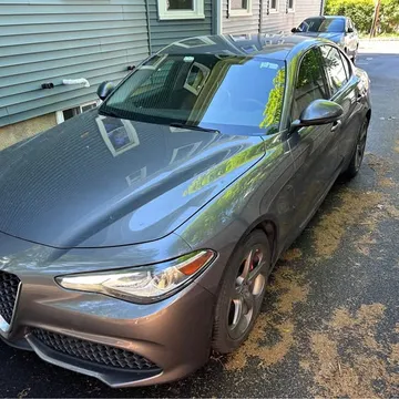 2018 Alfa Romeo Giulia Giulia
