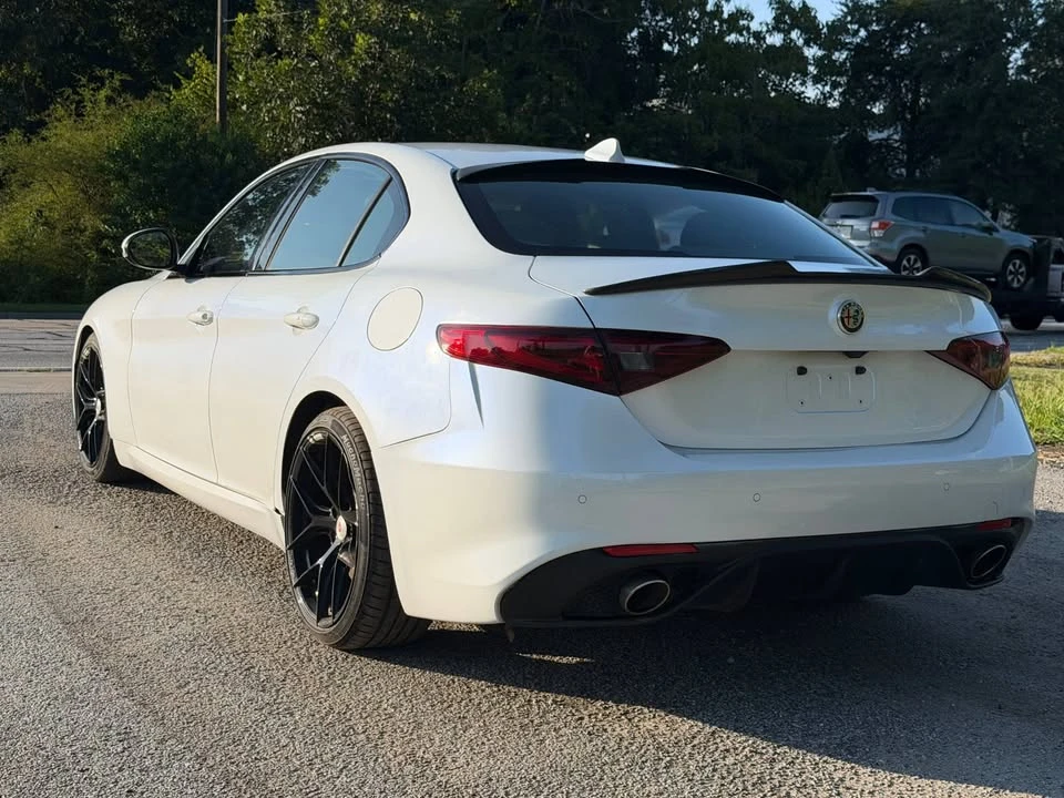 2018 Alfa Romeo Giulia - Image 3 of 13