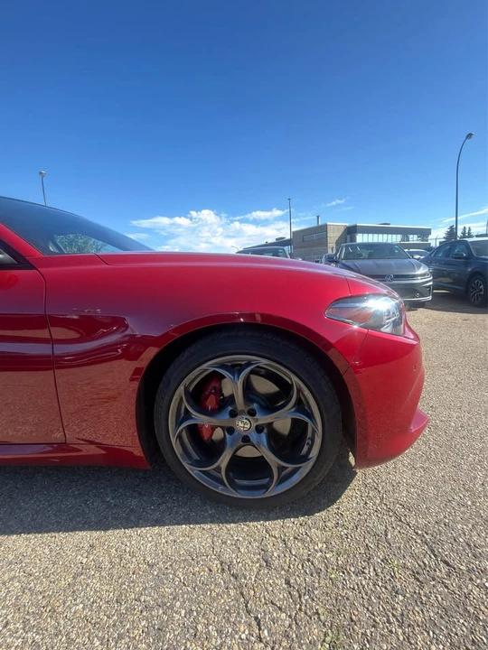 2018 Alfa Romeo Giulia - Image 2 of 12