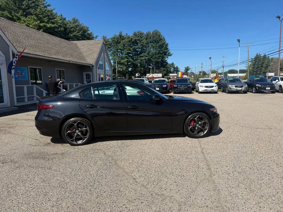 2018 Alfa Romeo Giulia - Image 4 of 16