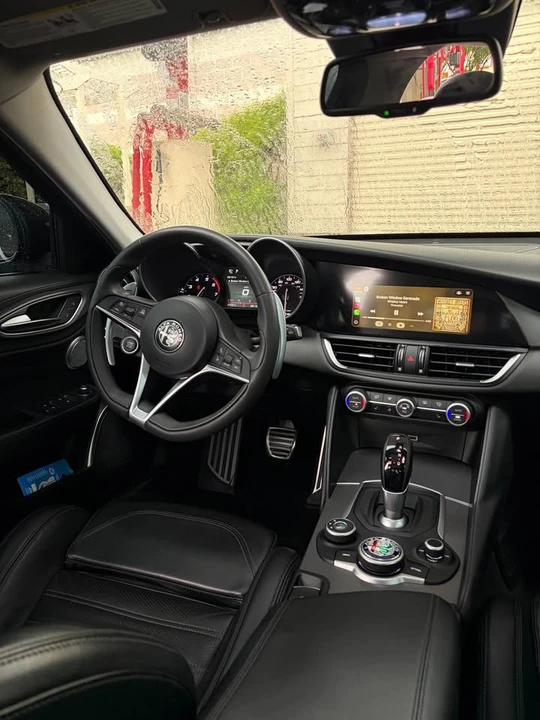 2018 Alfa Romeo Giulia - Image 3 of 16