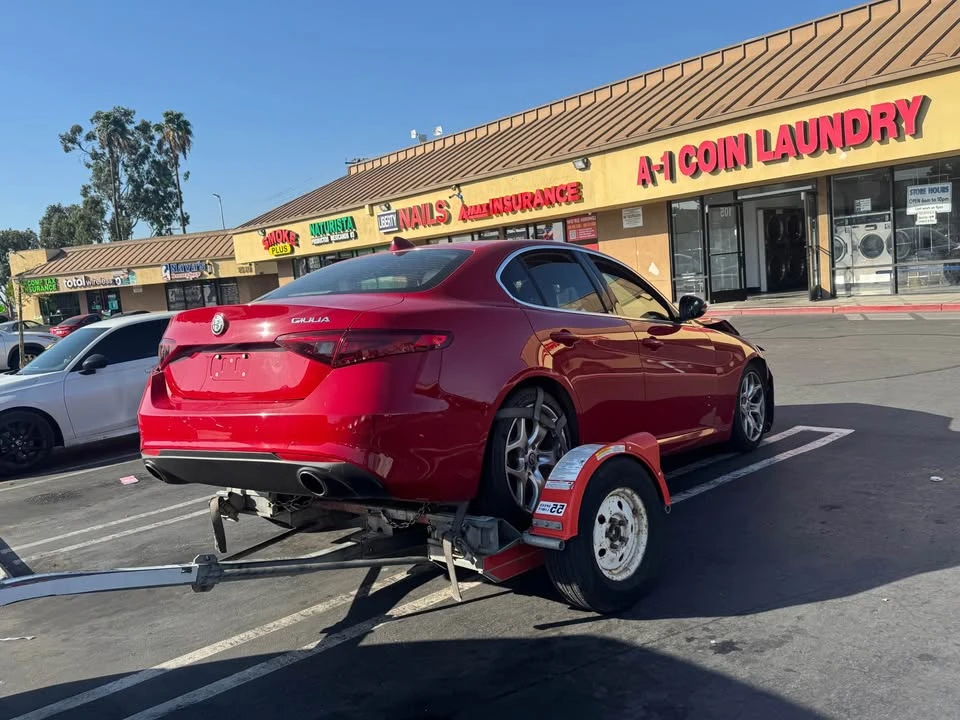 2018 Alfa Romeo Giulia - Image 4 of 6