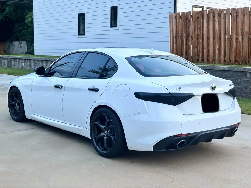2018 Alfa Romeo Giulia - Image 4 of 14