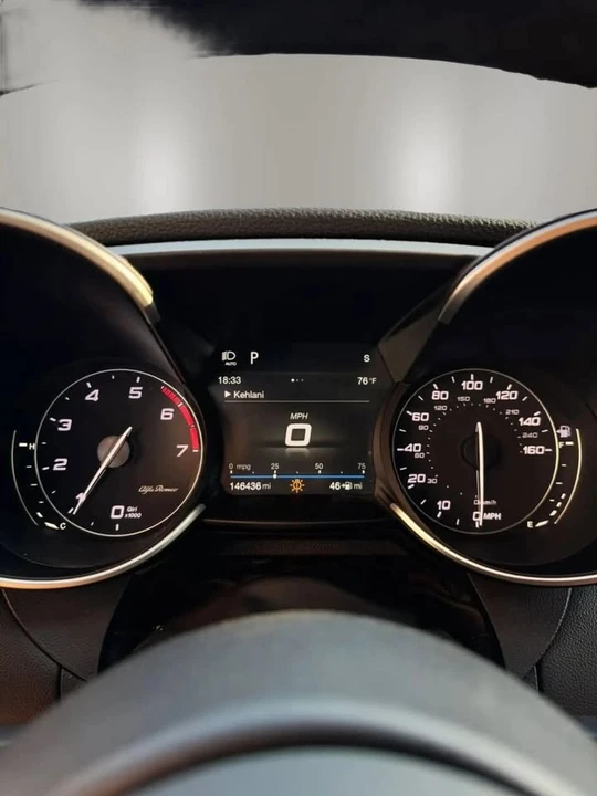 2018 Alfa Romeo Giulia - Image 12 of 20